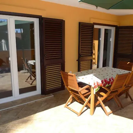 Apartman Studio Seka *